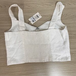 🤍 A new day Linen Tank